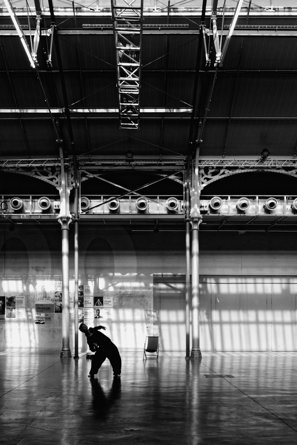 Dancer in the hall — Human Presence in Geometry